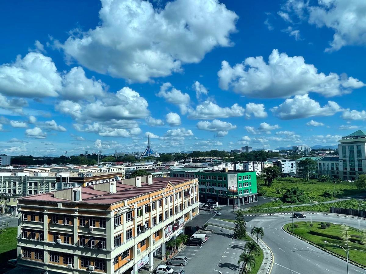 Kuching City Centre Smart Home Luxury Resort Condo מראה חיצוני תמונה