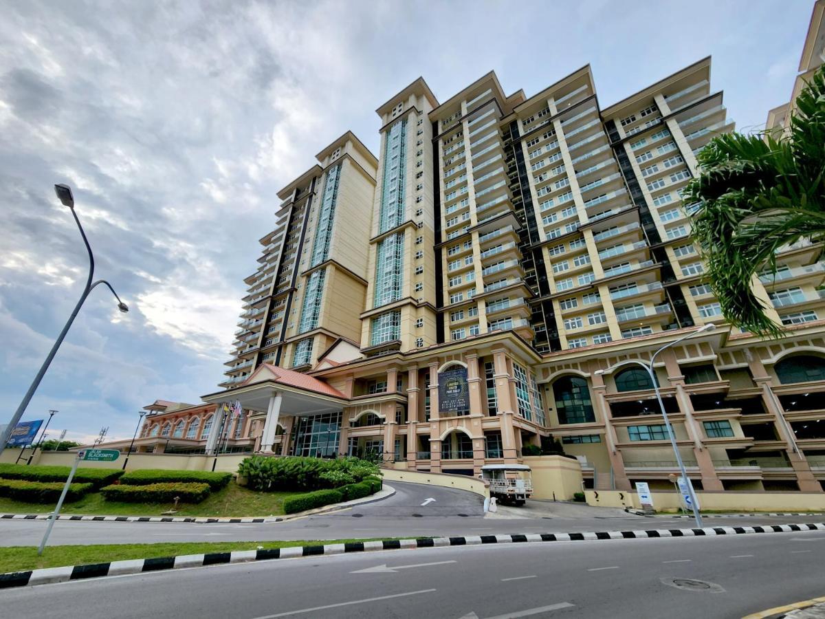 Kuching City Centre Smart Home Luxury Resort Condo מראה חיצוני תמונה