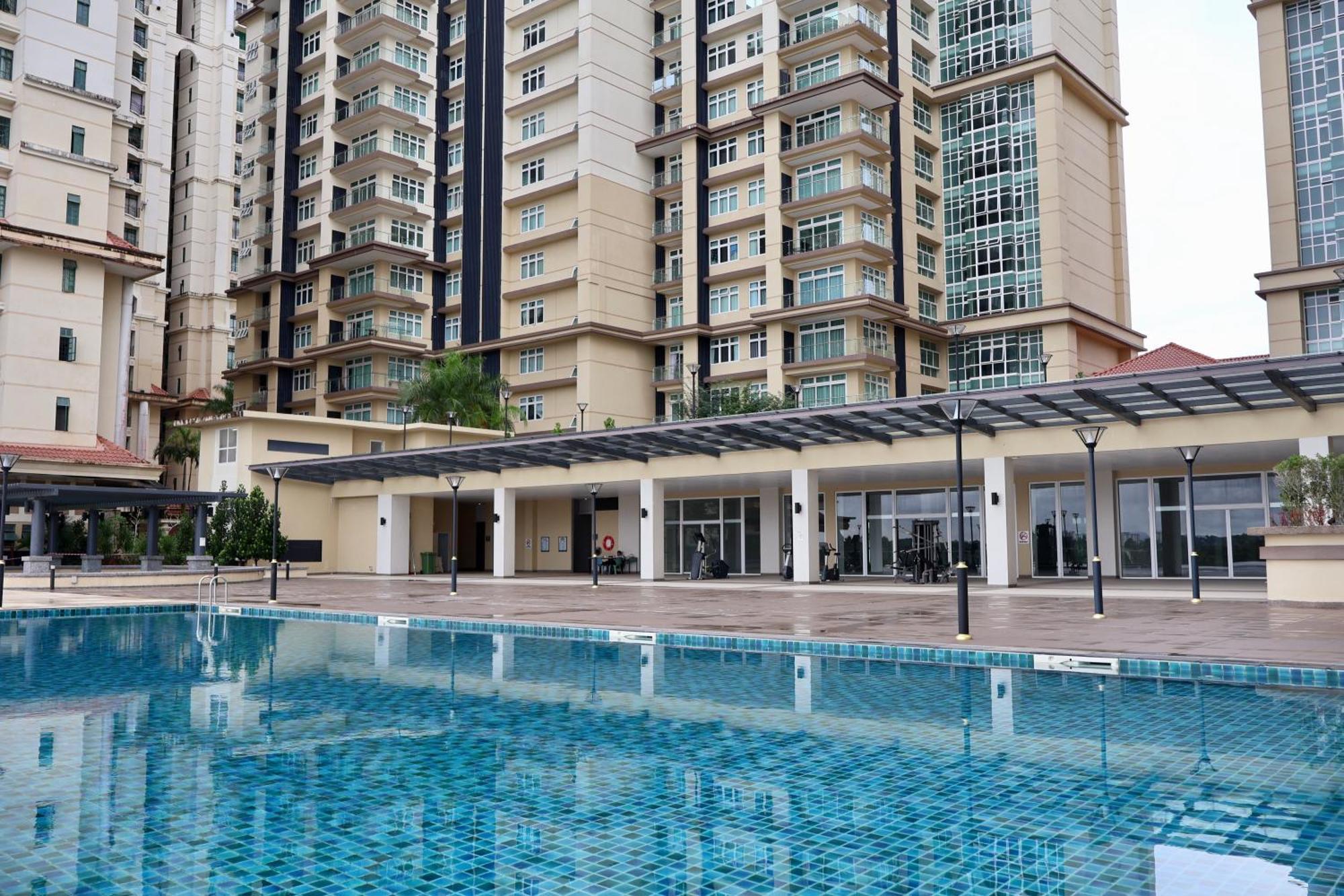 Kuching City Centre Smart Home Luxury Resort Condo מראה חיצוני תמונה