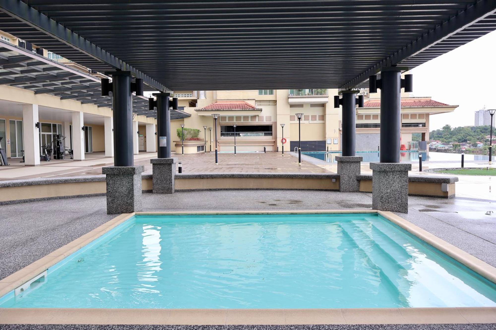 Kuching City Centre Smart Home Luxury Resort Condo מראה חיצוני תמונה